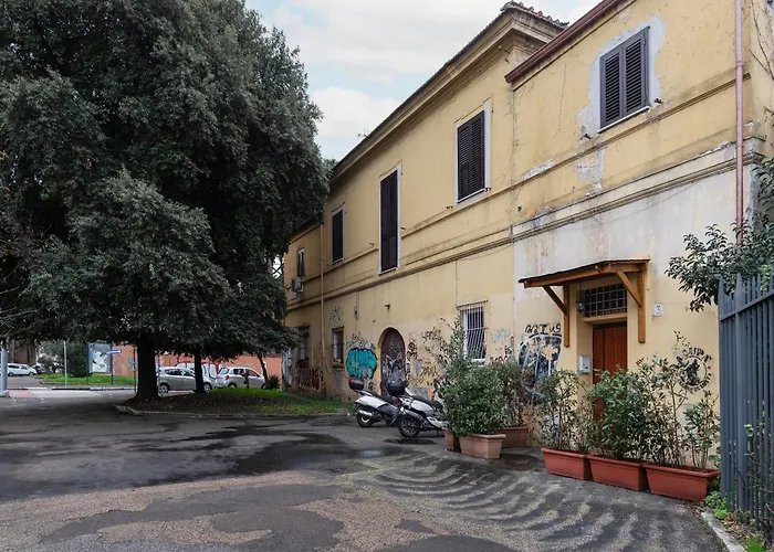 Mm Piramide Apartments